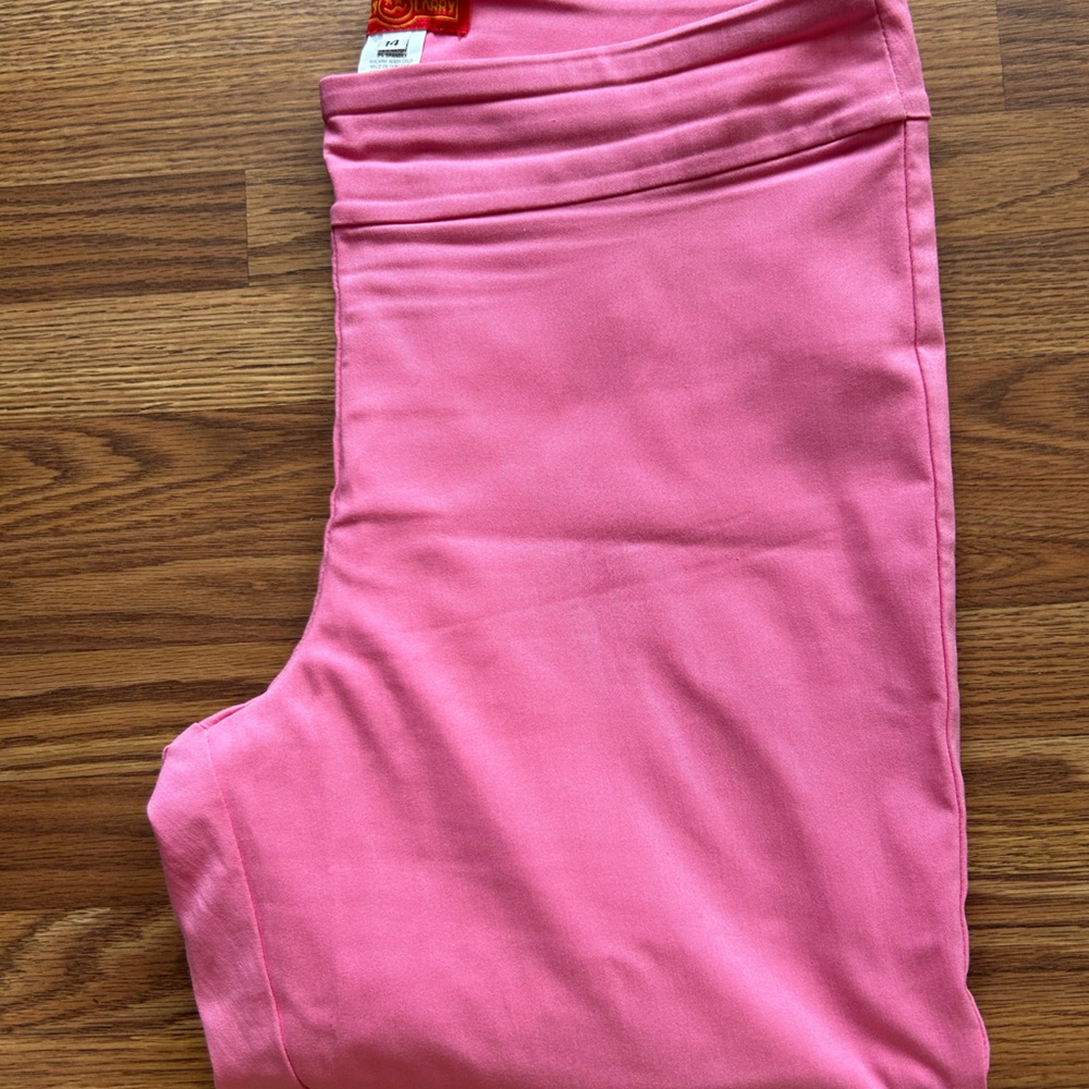Pink capris, size 14